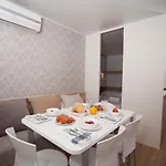 Mediteran Travel Mobile Homes In Terme Catez
