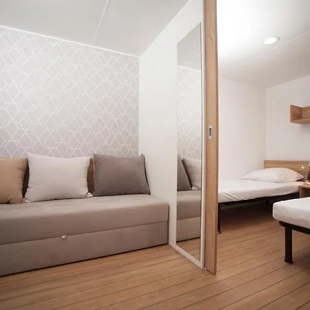 Ferienhaus Mediteran Travel Mobile Homes In Terme Catez