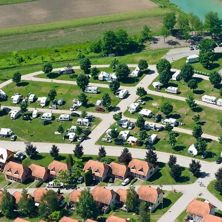 بيت للعطل Mediteran Travel Mobile Homes In Terme Catez Brežice